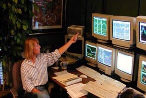 Линда рашке на рабочем месте