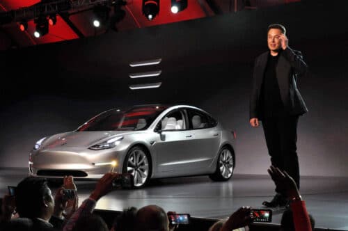 Илон Маск и Тесла
