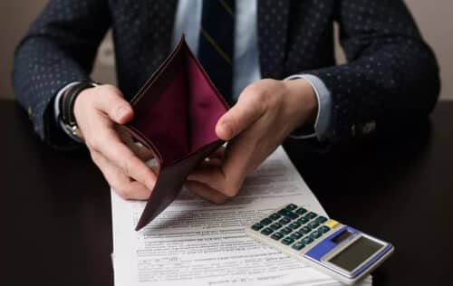 Как выбраться из финансовой ямы