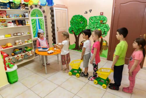 игра в магазин - финансовая грамотность для детей